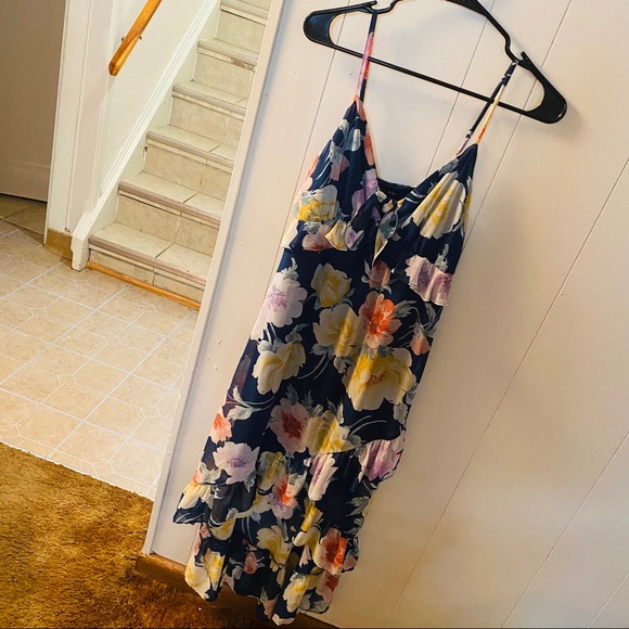 High-Low Floral Print Dress - EUC 🌸 - Picture 4 of 16